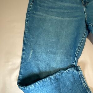 Ana Mid Rise Boyfriend blue jeans, Size 16